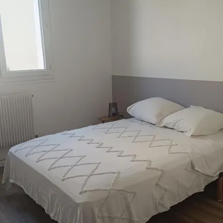 Cosy, 4 Pers, Proximite Gare Saint-Etienne (Loire)